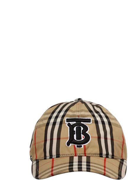 gorros burberry hombre.